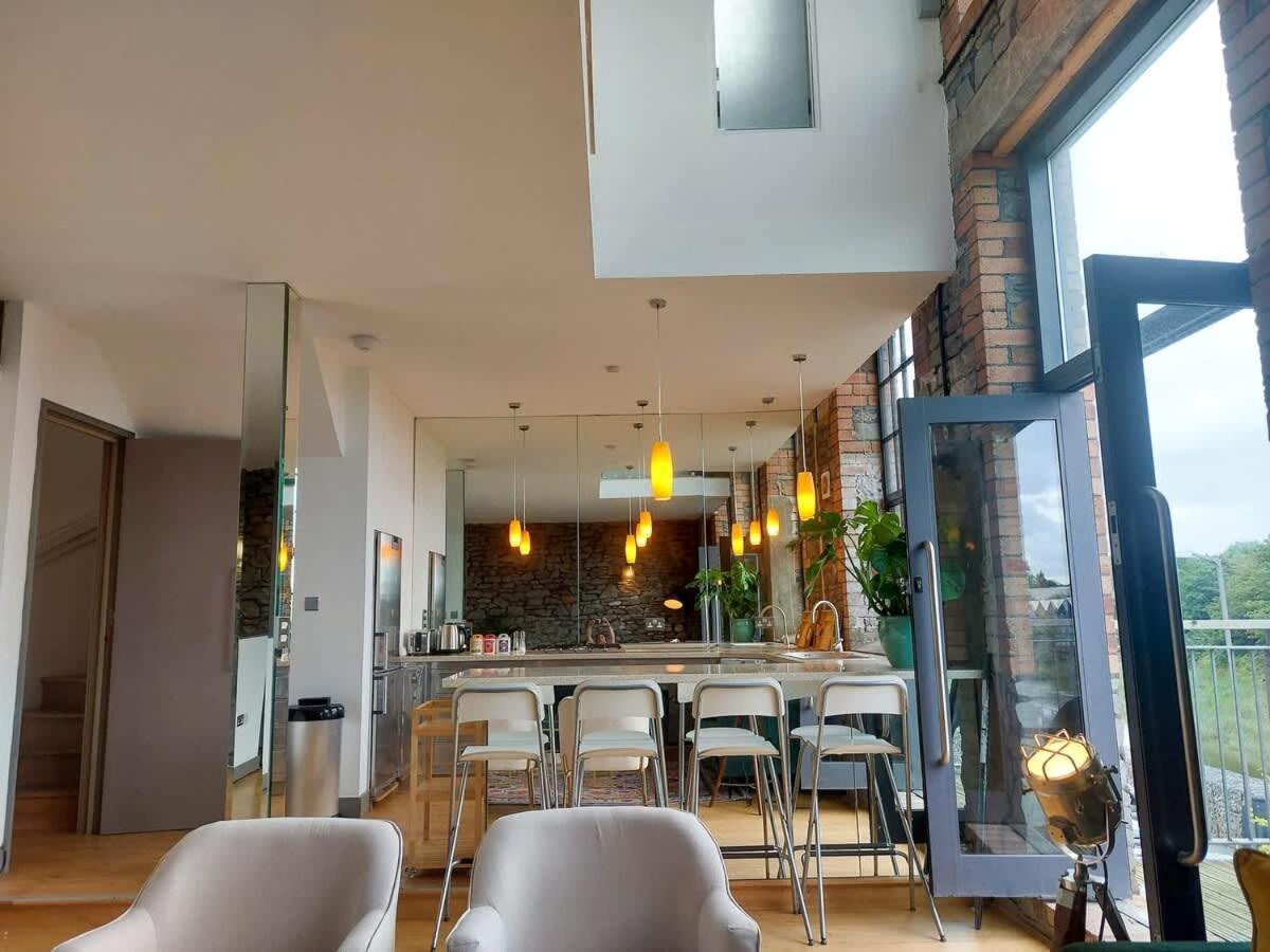Converted Factory Loft Apartment Bristol Exterior photo